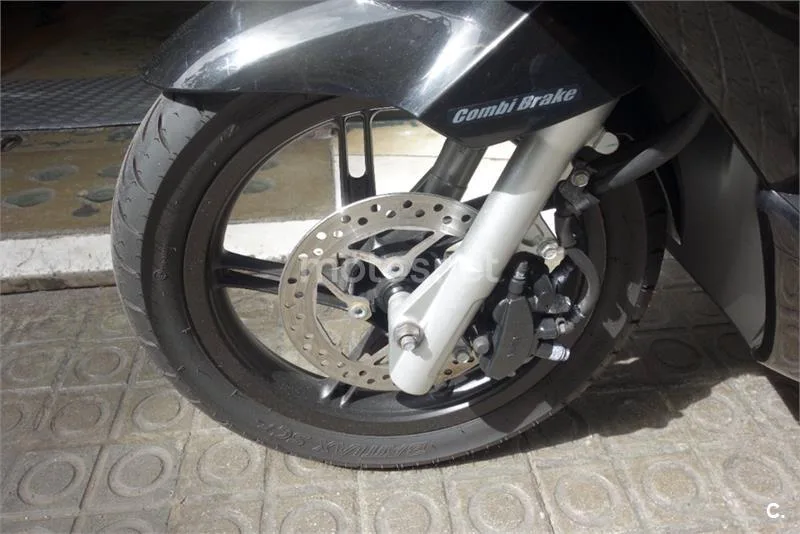 Honda PCX 125 – Vista 13
