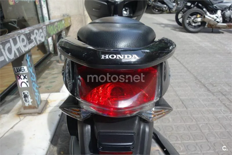 Honda PCX 125 – Vista 5