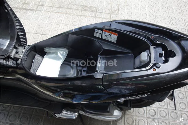Honda PCX 125 – Vista 9