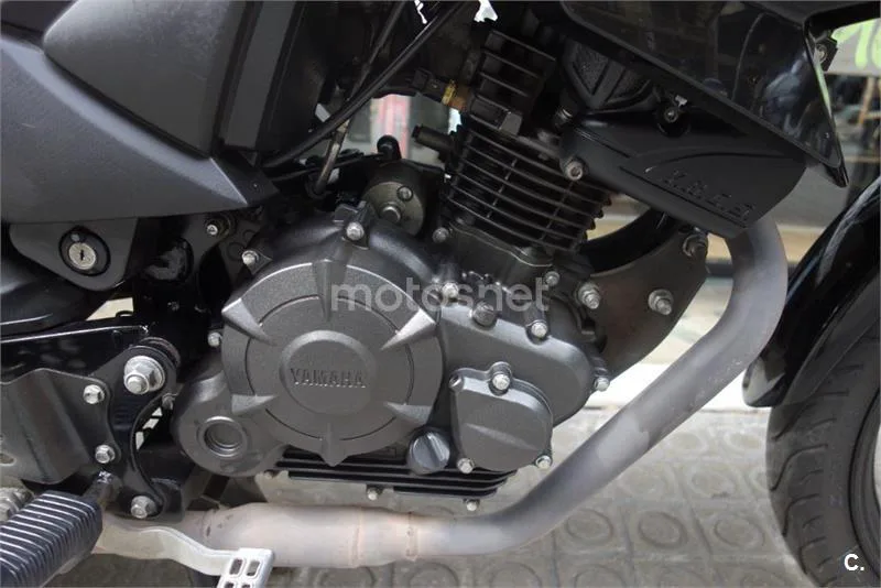 Yamaha YS125 – Vista 13