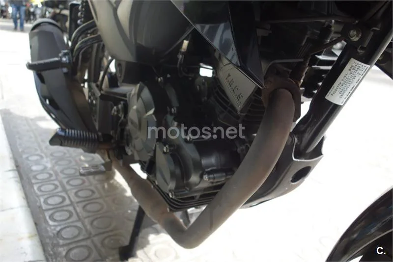 Yamaha YS125 – Vista 6