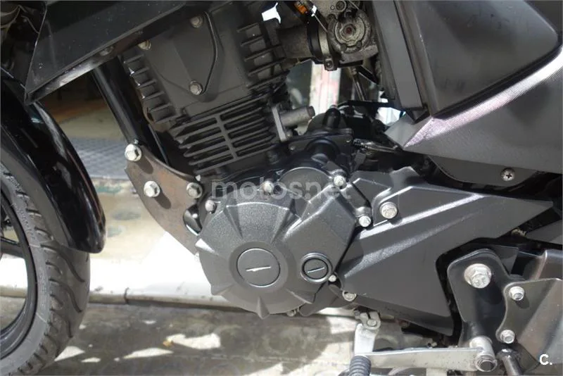 Yamaha YS125 – Vista 7