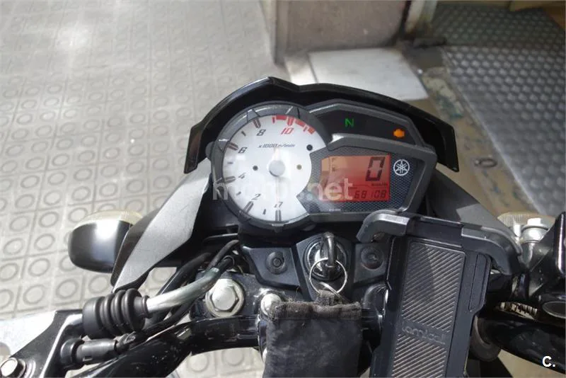 Yamaha YS125 – Vista 8
