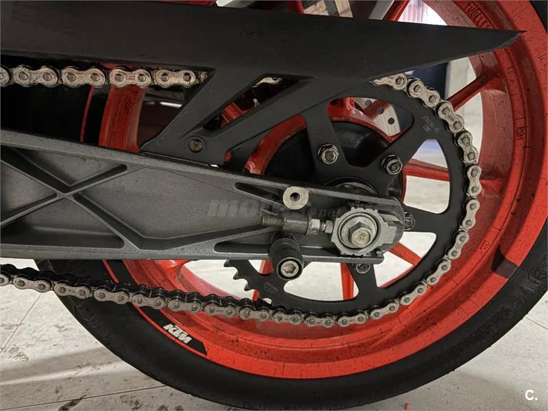 KTM 390 – Vista 3