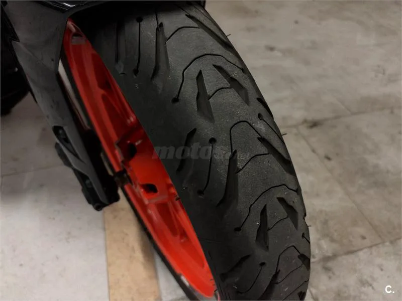 KTM 390 – Vista 4