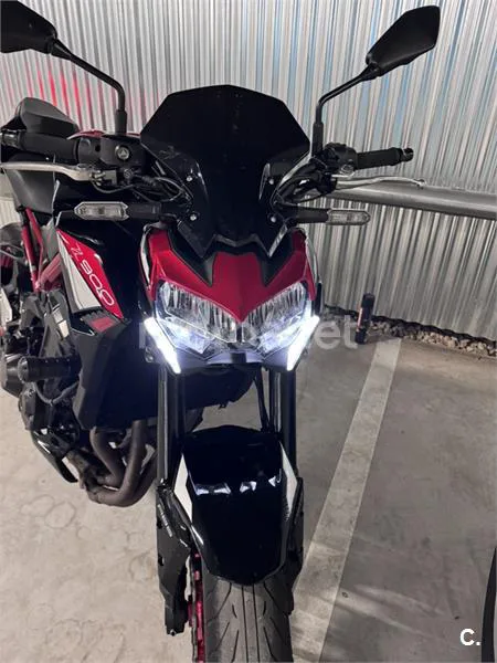 Kawasaki Z900 – Vista 2