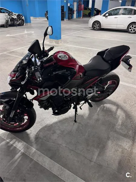 Kawasaki Z900 – Vista 3