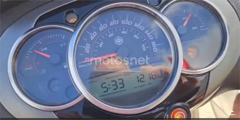 Piaggio Beverly – Vista 6