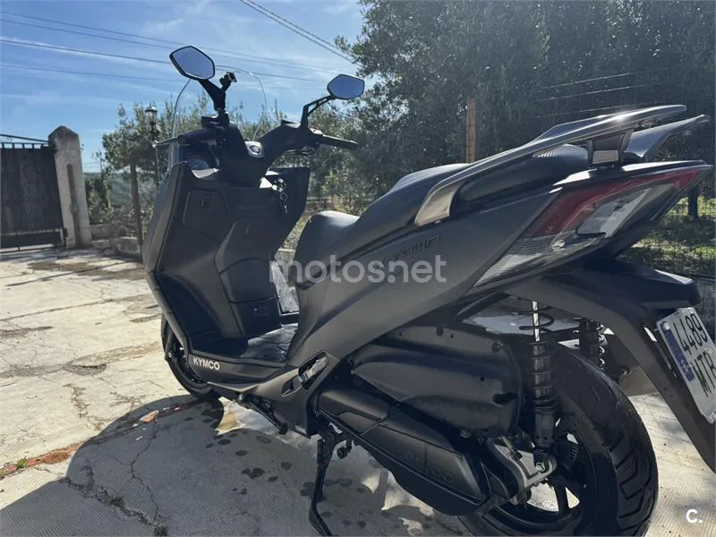 Kymco X-Town CT 300 – Vista 5