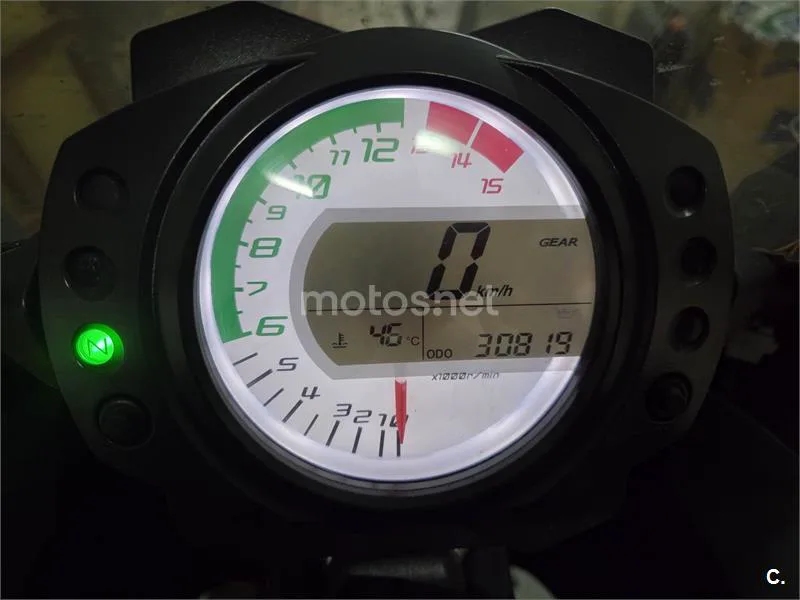 Kawasaki Ninja ZX-10R – Vista 6
