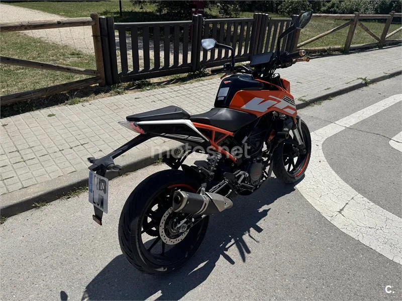 KTM 125 – Vista 3