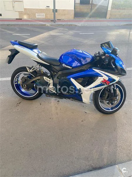 Suzuki GSX-R600 – Vista 4