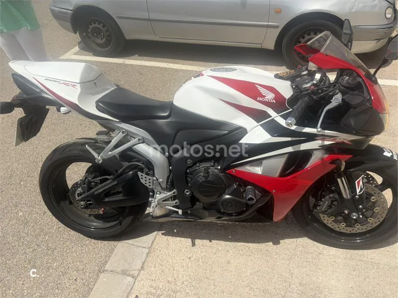 Honda CBR 600 RR – Vista 3