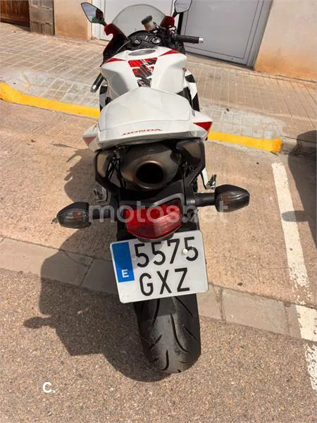 Honda CBR 600 RR – Vista 7