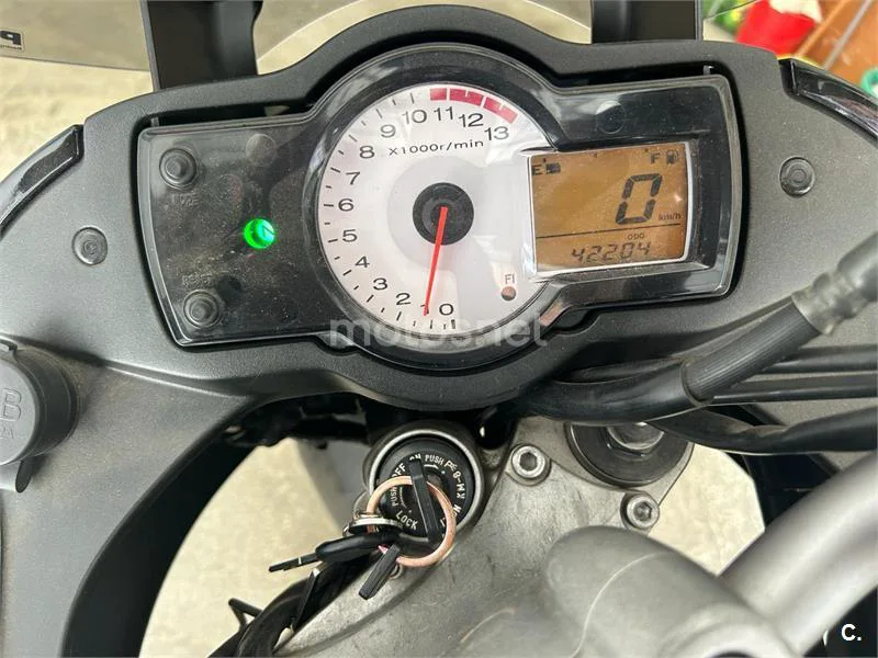 Kawasaki Versys 650 – Vista 10