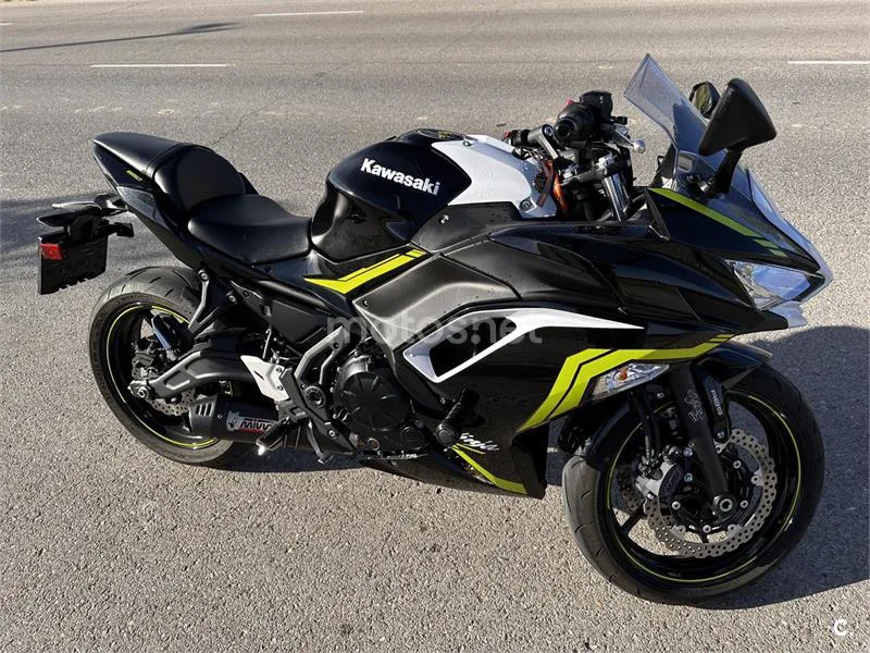 Kawasaki Ninja 650 – Vista 2