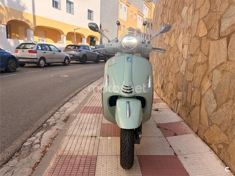 Vespa GTS 125 – Vista 3