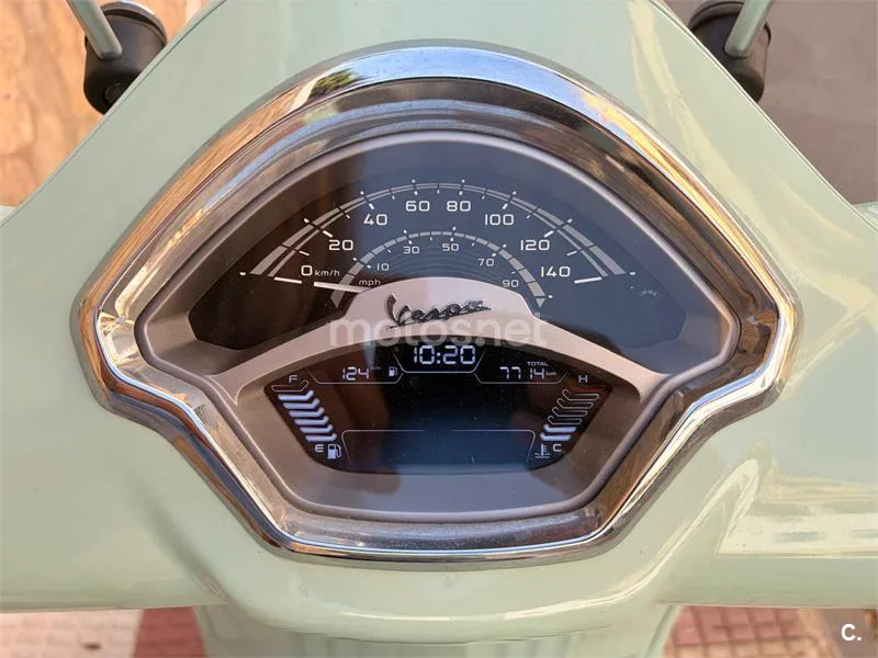 Vespa GTS 125 – Vista 4