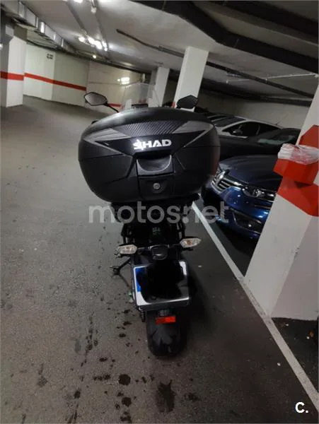 Kawasaki Versys – Vista 8
