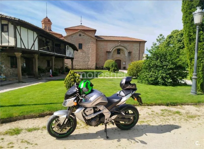 Kawasaki Z750 3100 € 2007 Cáceres - 1