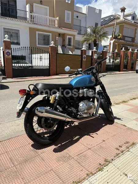 Royal Enfield Interceptor 650 – Vista 3