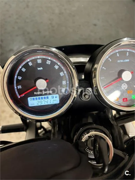 Royal Enfield Interceptor 650 – Vista 5