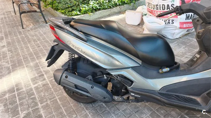 Kymco Grand Dink 125 – Vista 2