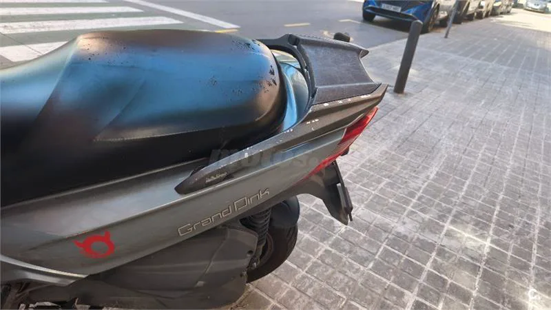 Kymco Grand Dink 125 – Vista 5