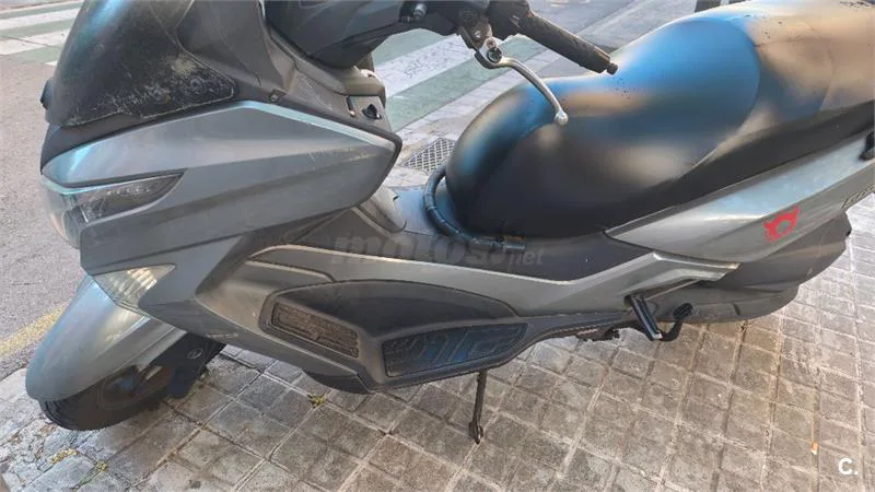 Kymco Grand Dink 125 – Vista 6