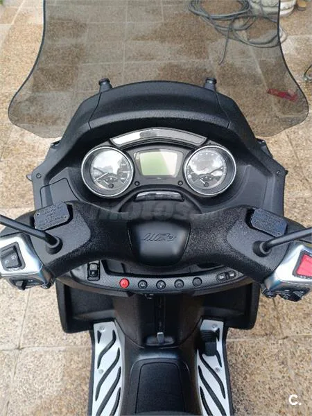 Piaggio MP3 – Vista 6