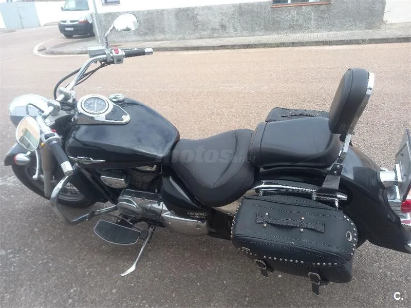 Suzuki Intruder C800 Volusia – Vista 5