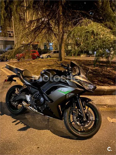 Kawasaki Ninja 650 – Vista 2