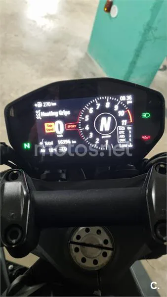 Ducati Monster – Vista 3