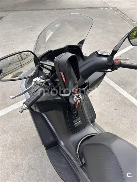 Kymco Super Dink 350 – Vista 10