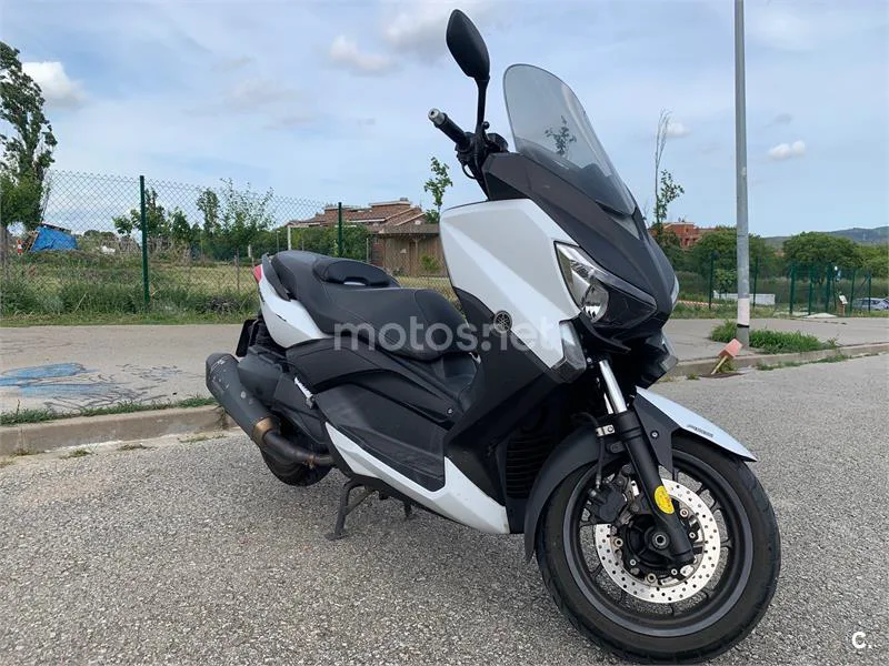 Yamaha XMAX 400 – Vista 2