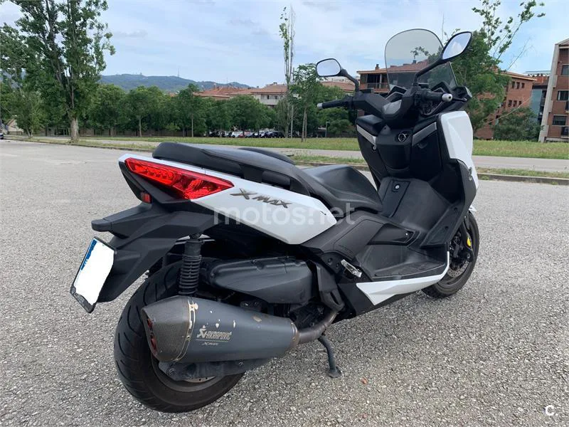 Yamaha XMAX 400 – Vista 8