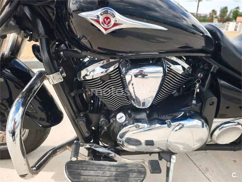 Kawasaki VN 900 Custom – Vista 8