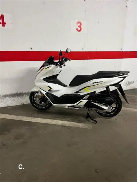 Honda PCX 125 – Vista 2