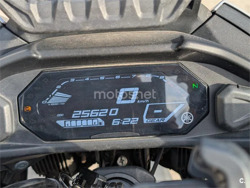 Yamaha Tracer 7 – Vista 10