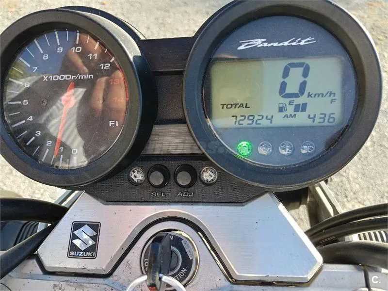 Suzuki Bandit 650 – Vista 3
