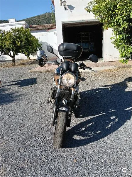 Suzuki Bandit 650 – Vista 5