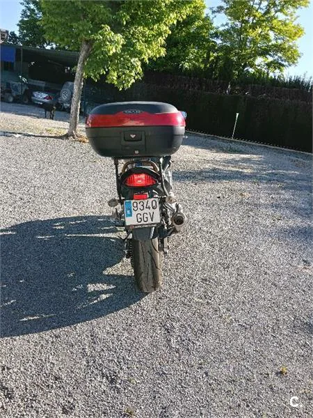 Suzuki Bandit 650 – Vista 6