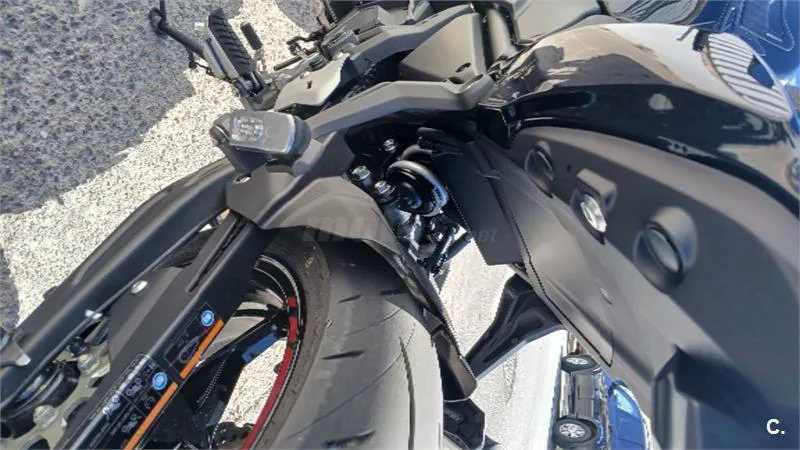 Kawasaki Z650 – Vista 7