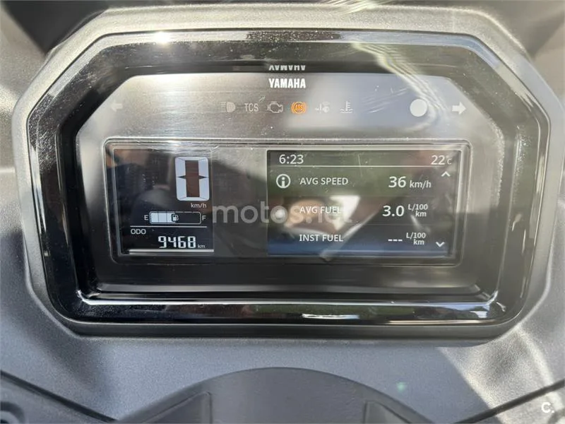 Yamaha XMAX 300 – Vista 5