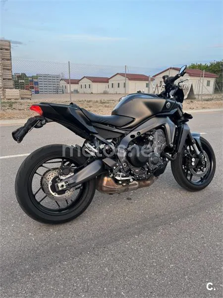 Yamaha MT-09 – Vista 4