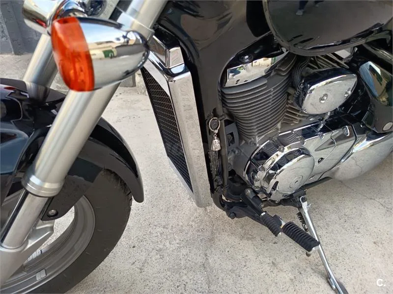 Suzuki Intruder M800 – Vista 4
