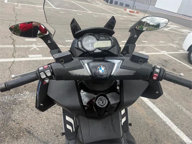 BMW C 650 GT – Vista 7