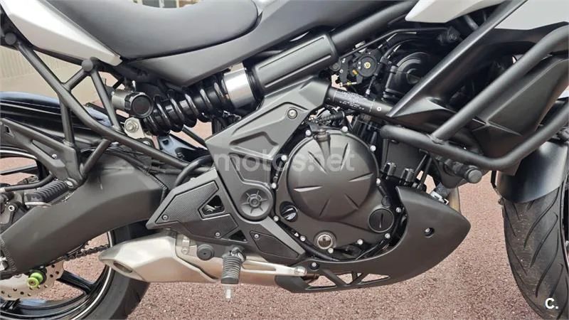 Kawasaki Versys – Vista 12