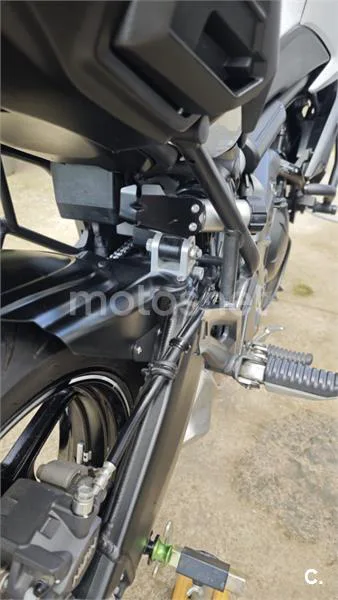 Kawasaki Versys – Vista 10