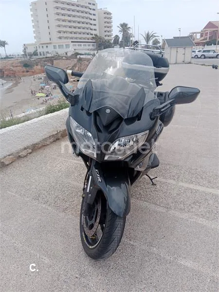 Yamaha FJR 1300 AE – Vista 2